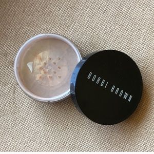 Bobbi Brown Sheer Finish Loose Powder -Basic Brown